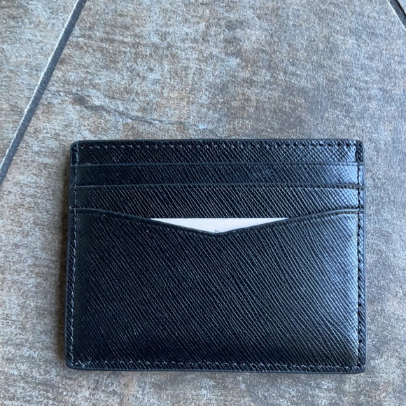 Kate Spade Madison Saffiano Leather Small Slim Card Holder
COLOR: Black 
NWT - Picture 2 of 16